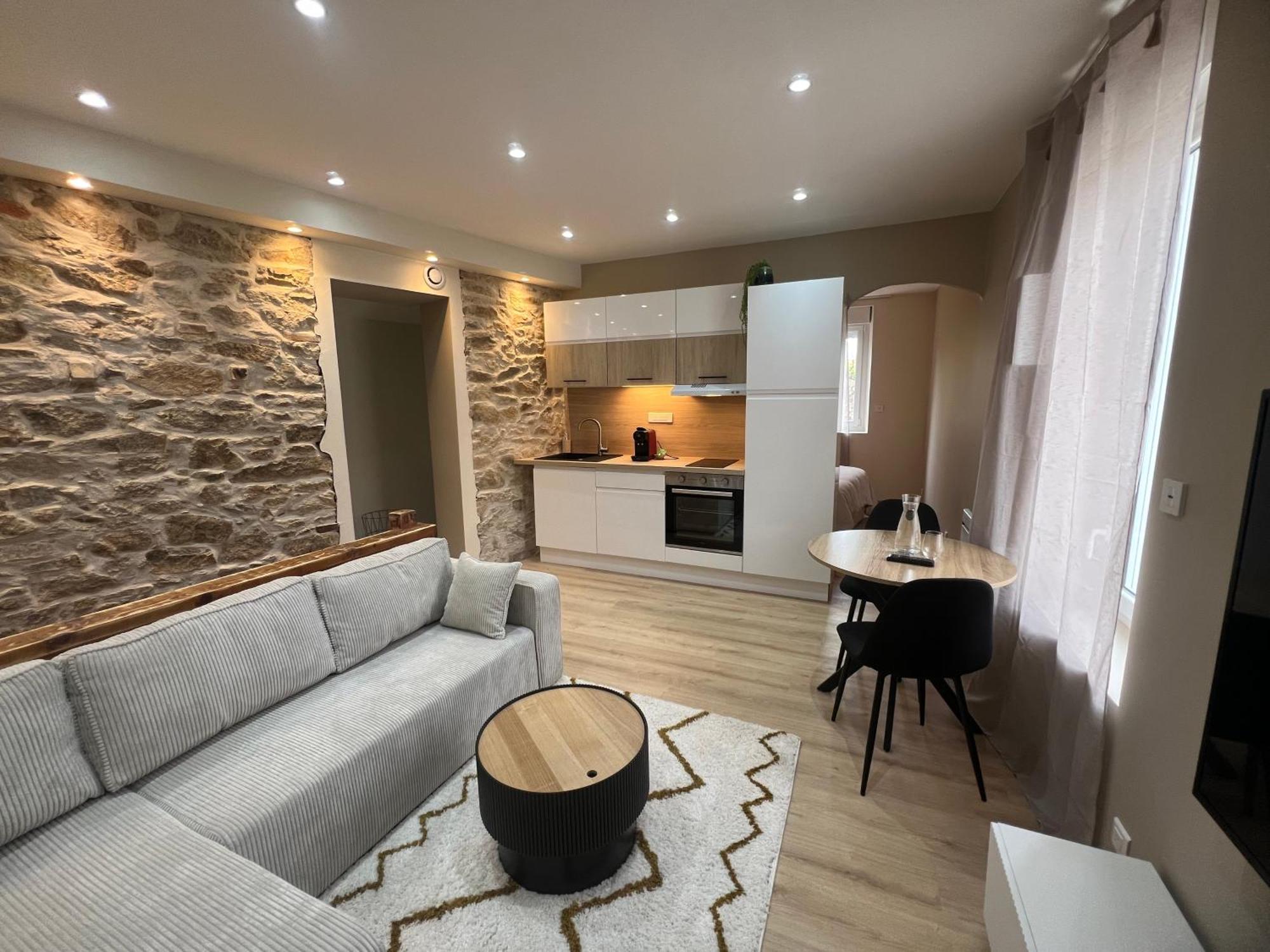 Les Pierres Dorees - Moderne & Confort La Roche-sur-Yon Exterior photo